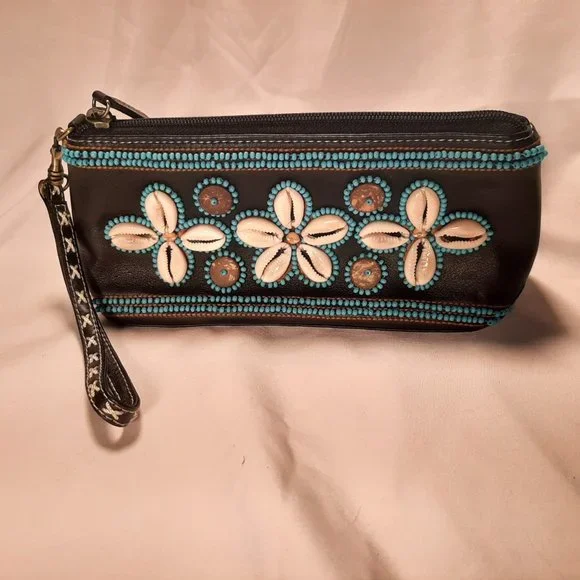 🥥🌴Isabella Fiore Seashell &  Coconut Baubles Wristlet / Makeup Bag - NWOT - Picture 5 of 6